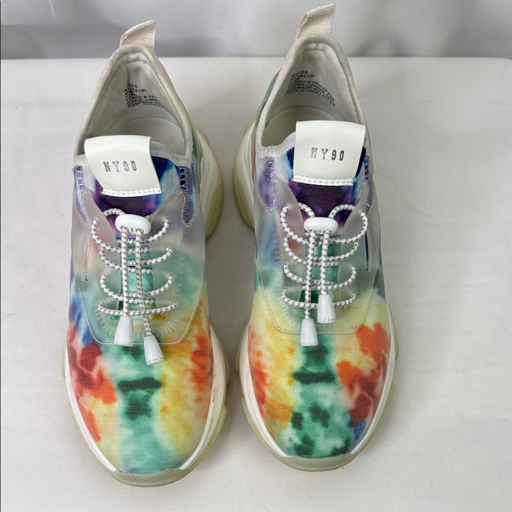 Steve Madden White Sneakers with Multicolor Trim